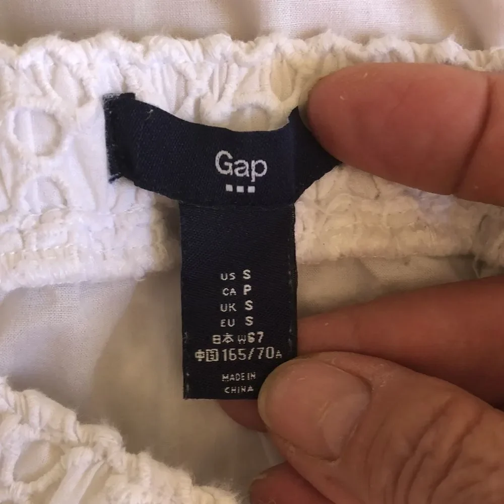 Gap Mini Skirt White Size S Gently used